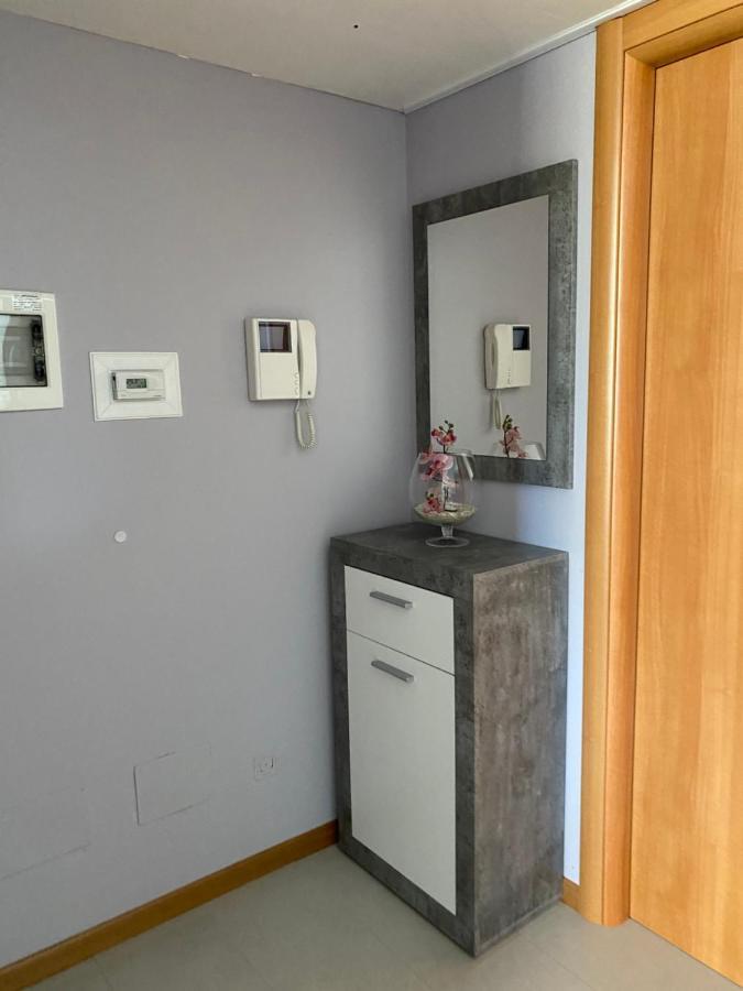 Moro Nest Apartment Monvalle Luaran gambar